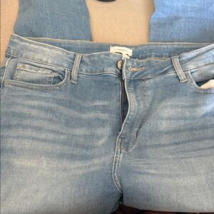 Forever 21 skinny jean worn once for shoot size 18 light blue denim with stretch